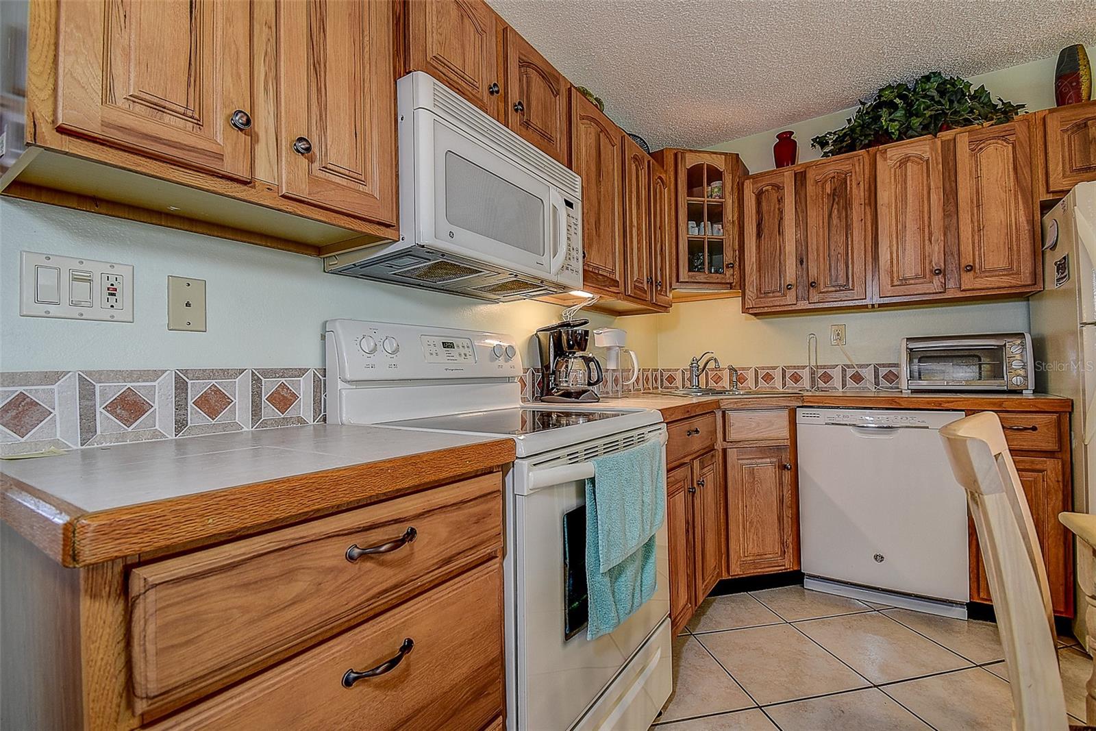 SYLVETTE CONDO - Residential