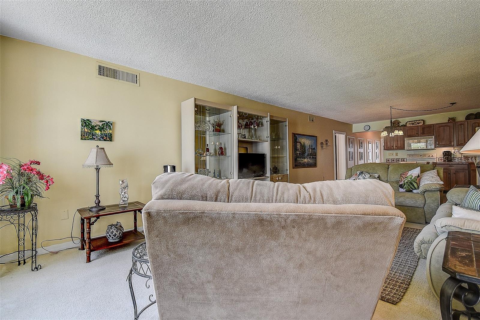 SYLVETTE CONDO - Residential