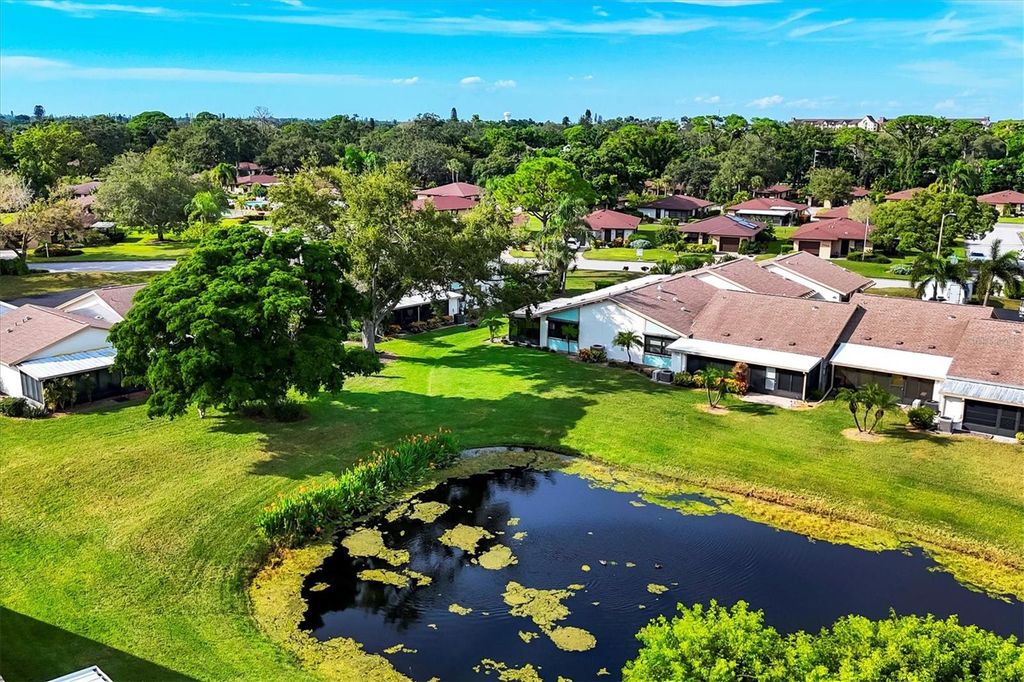 Photo of 6425 Heritage Lane, Bradenton, FL 34209 (MLS # A4665349)