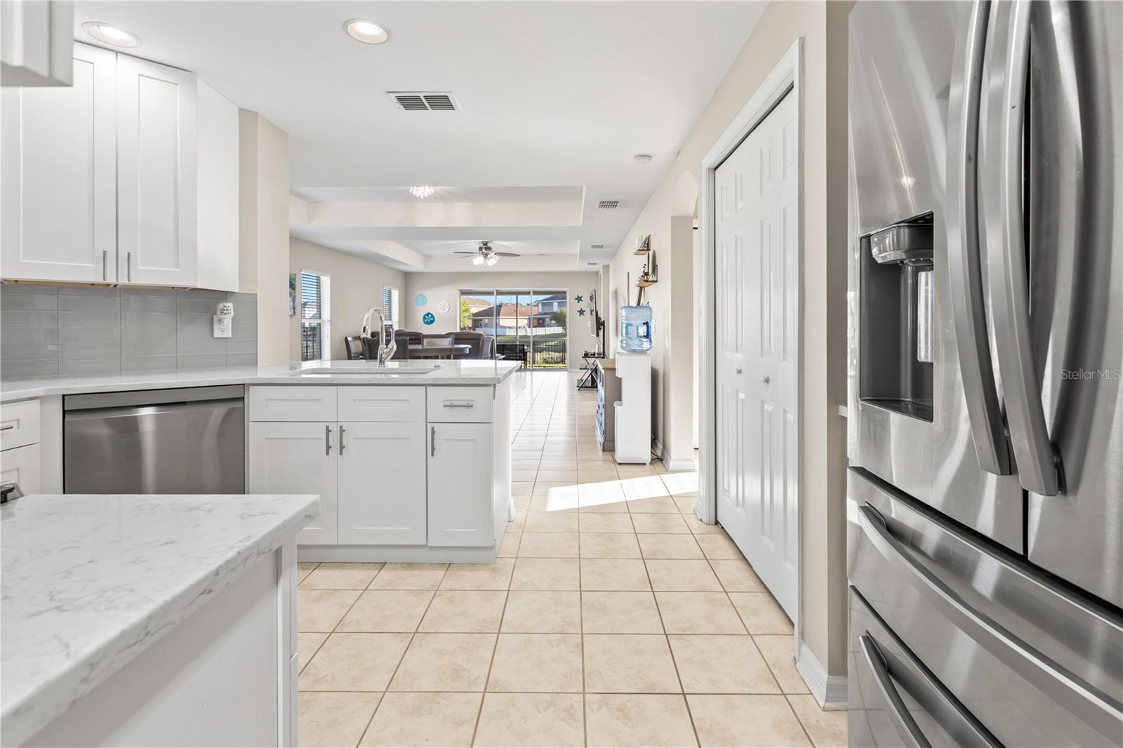 CRYSTAL LAKES - Residential