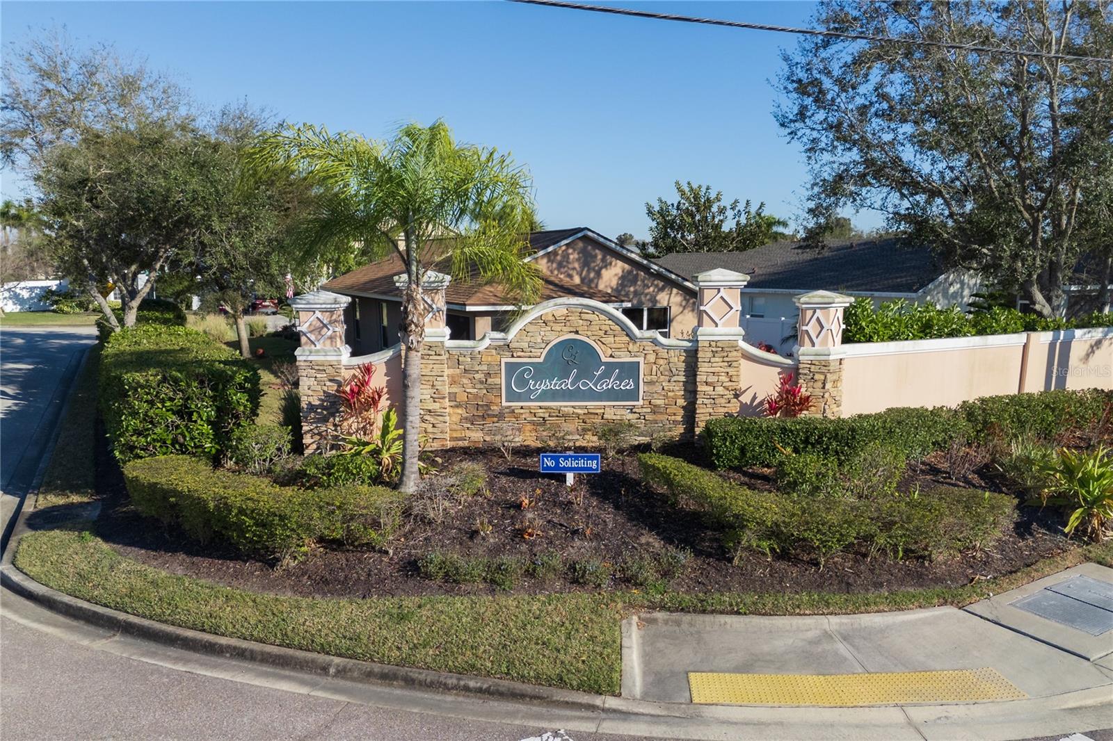 CRYSTAL LAKES - Residential