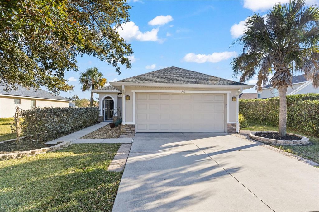 Photo of 5011 72nd Street E, Palmetto, FL 34221 (MLS # A4681868)