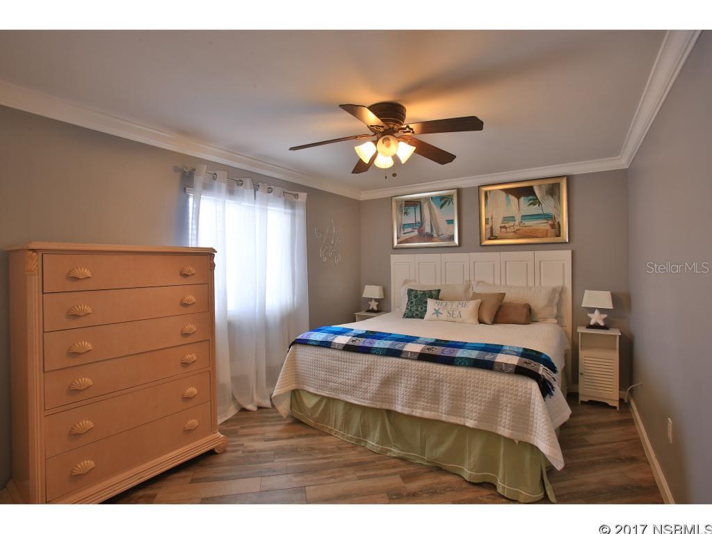 Pelican - Residential