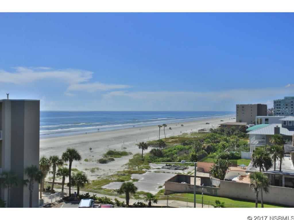 Pelican - Residential