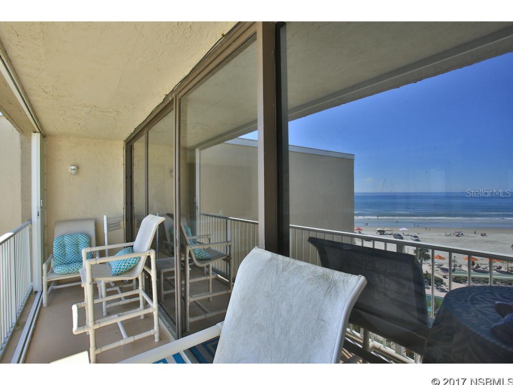 Pelican - Residential