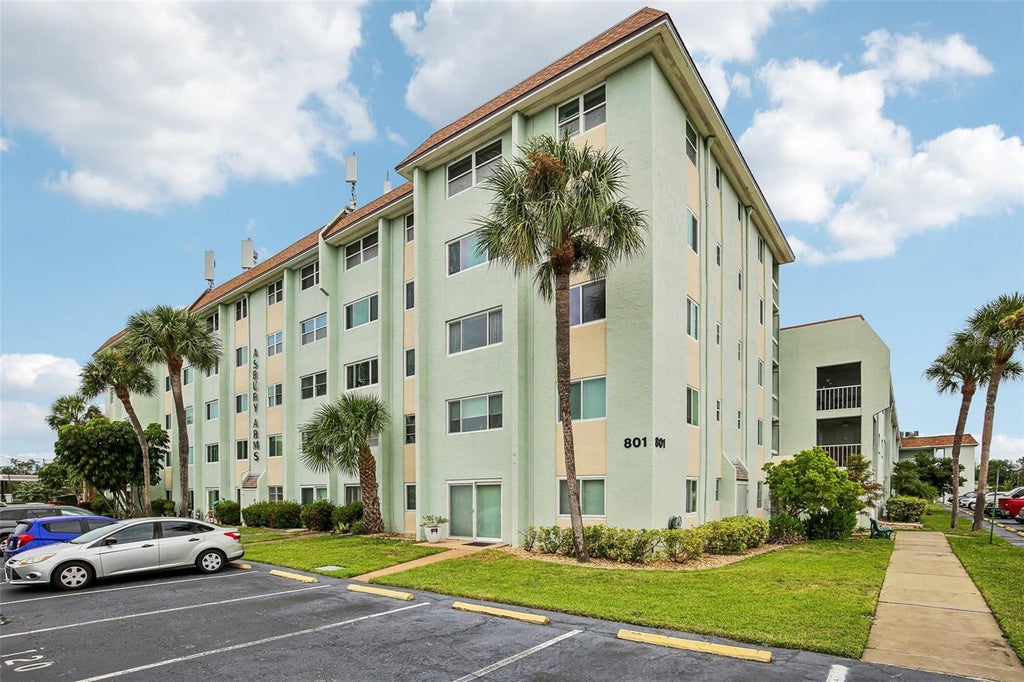 Photo of 801 83rd Avenue N #511, St Petersburg, FL 33702 (MLS # TB8552586)