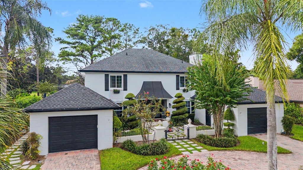 Photo of 3909 Northampton Way, Tampa, FL 33618 (MLS # TB8549348)