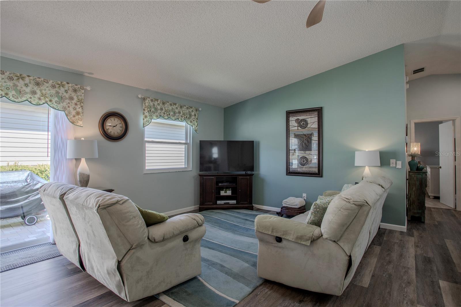 VILLAGES/MARION VILLAS - Residential