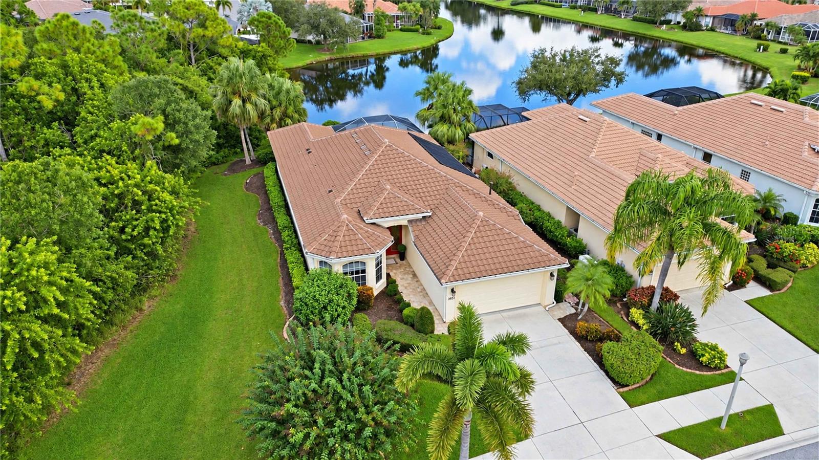 3951 WHISPERING OAKS DRIVE