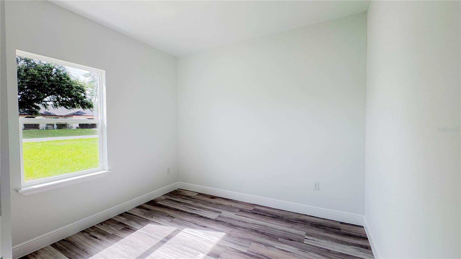 MARION OAKS - Residential