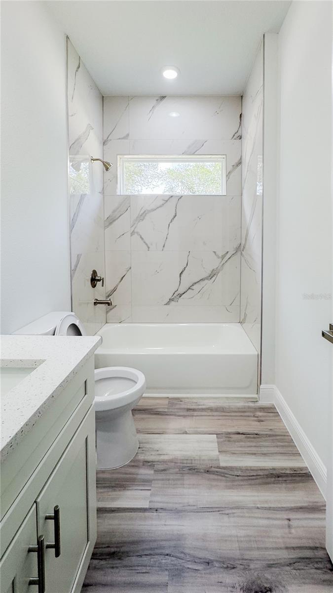 MARION OAKS - Residential