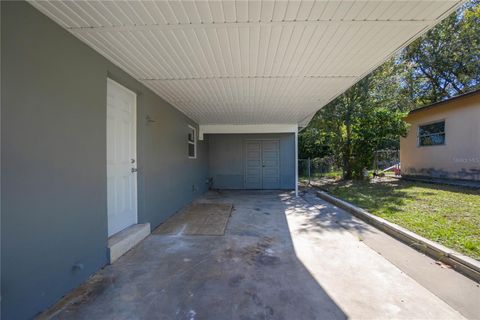 A home in CITRUS SPRINGS