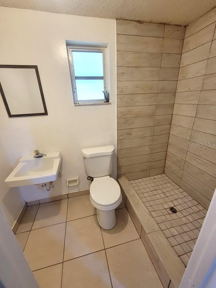 EMBASSY HILLS - Residential Lease