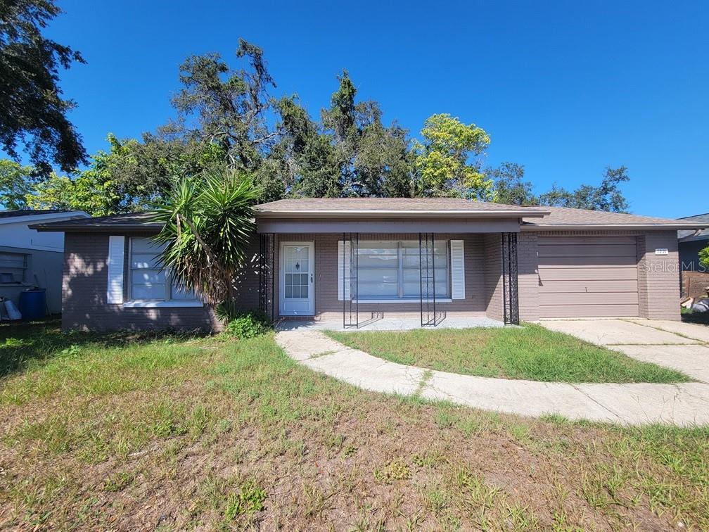 EMBASSY HILLS - Residential Lease