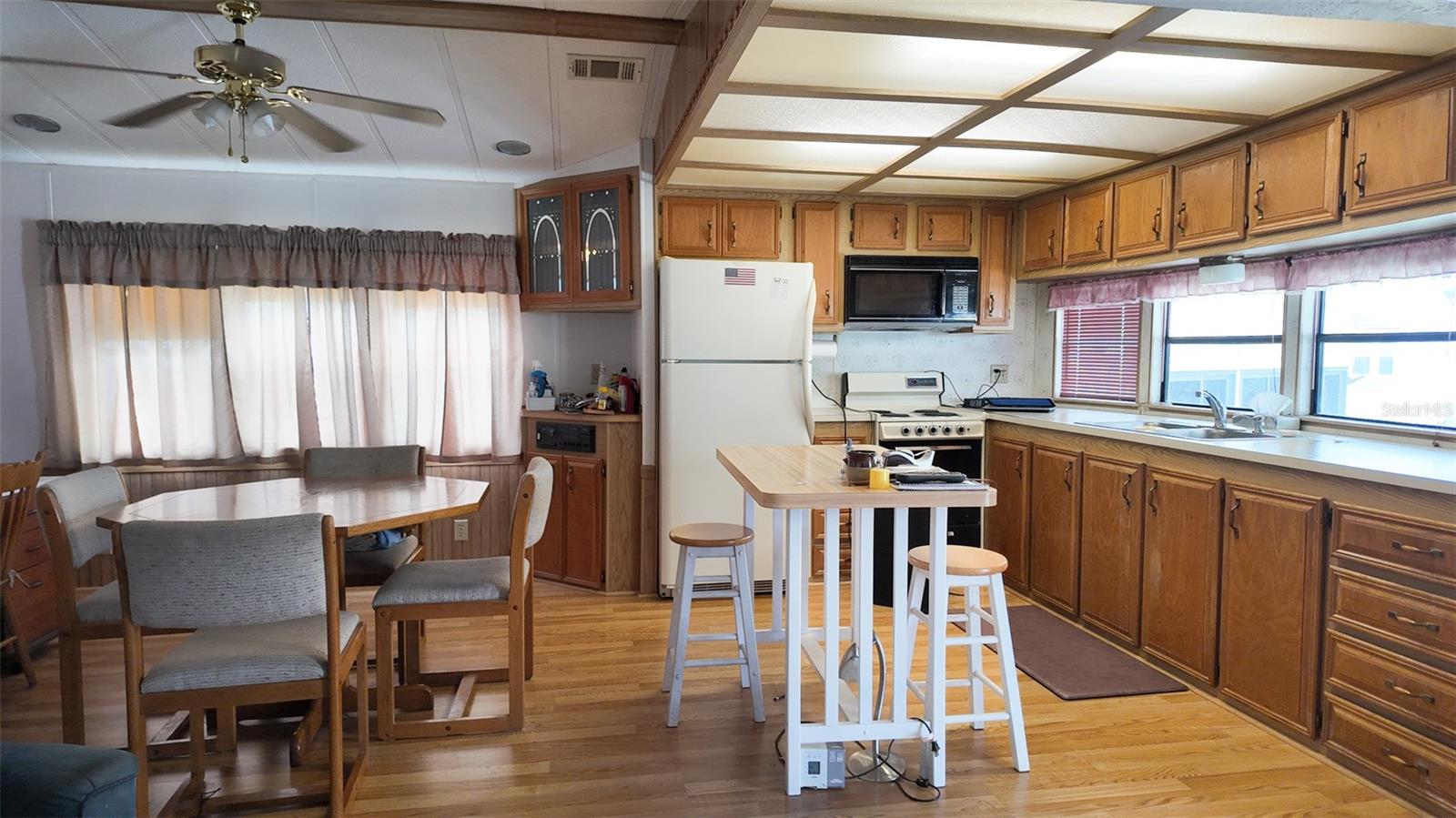 OUTDOOR RESORTS AMERICA - Residential