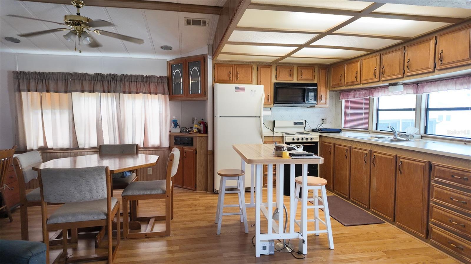 OUTDOOR RESORTS AMERICA - Residential