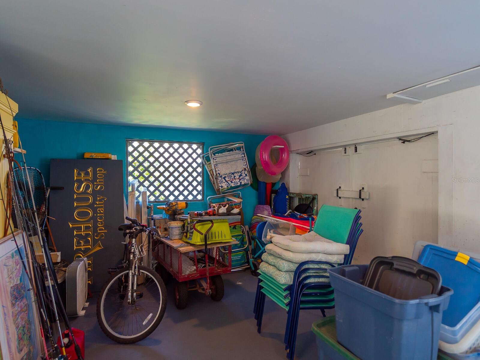 HOLMES BEACH 13TH UNIT - Residential Lease