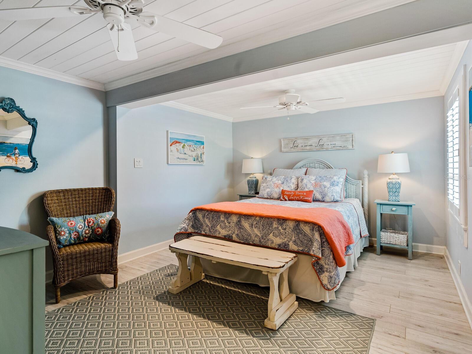 HOLMES BEACH 13TH UNIT - Residential Lease