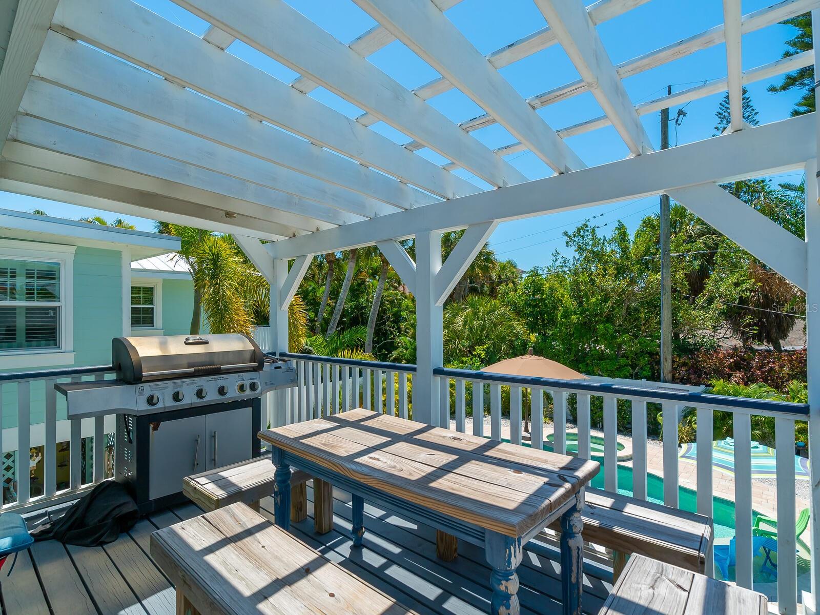 HOLMES BEACH 13TH UNIT - Residential Lease