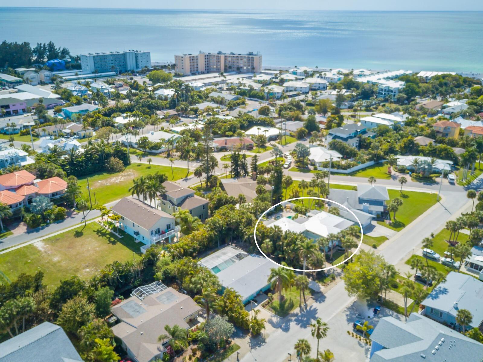 HOLMES BEACH 13TH UNIT - Residential Lease