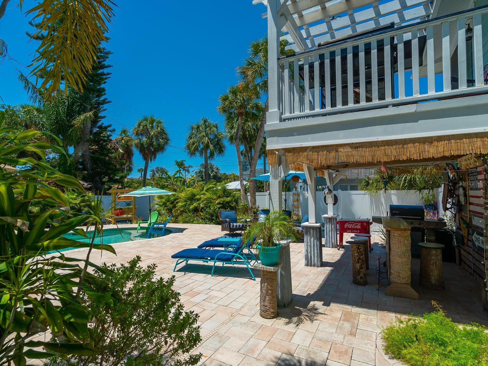 HOLMES BEACH 13TH UNIT - Residential Lease