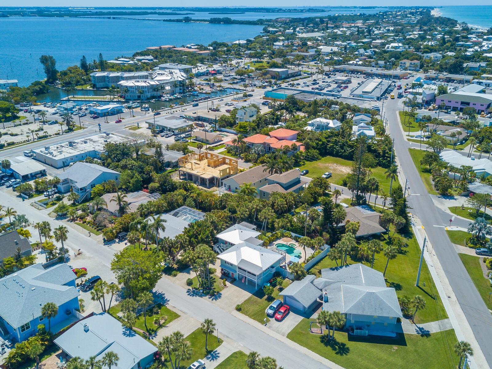 HOLMES BEACH 13TH UNIT - Residential Lease