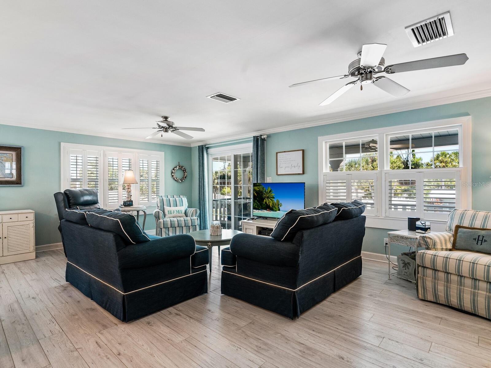 HOLMES BEACH 13TH UNIT - Residential Lease