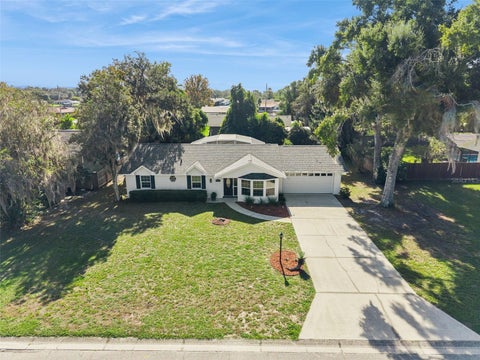 Tiny photo for 5246 Royal Oak Drive, Fruitland Park, FL 34731 (MLS # G5119315)