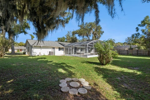 Tiny photo for 5246 Royal Oak Drive, Fruitland Park, FL 34731 (MLS # G5119315)