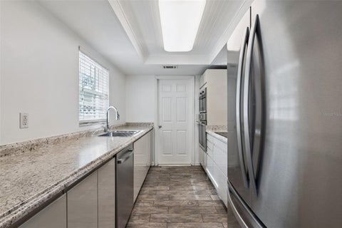 Tiny photo for 5246 Royal Oak Drive, Fruitland Park, FL 34731 (MLS # G5119315)