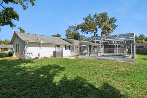 Tiny photo for 5246 Royal Oak Drive, Fruitland Park, FL 34731 (MLS # G5119315)