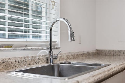 Tiny photo for 5246 Royal Oak Drive, Fruitland Park, FL 34731 (MLS # G5119315)