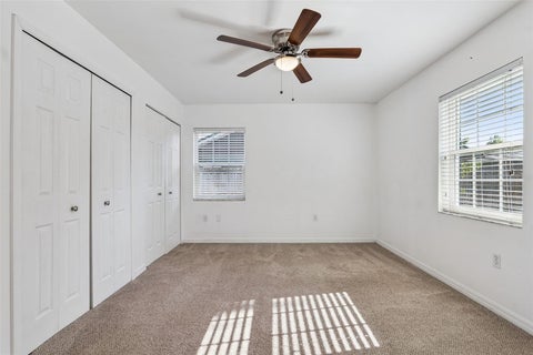 Tiny photo for 5246 Royal Oak Drive, Fruitland Park, FL 34731 (MLS # G5119315)