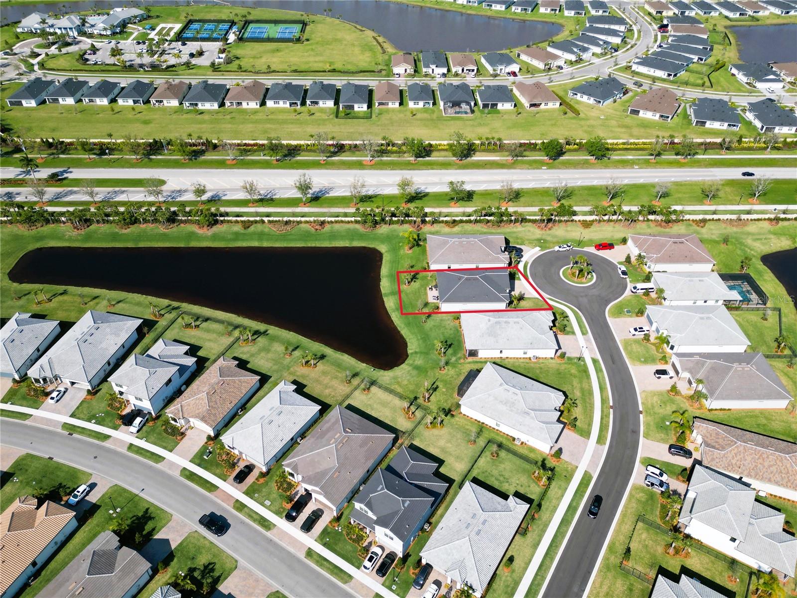 410 SE VALLARTA DRIVE, PORT ST LUCIE, FL, 34984/$687,500 3 410 SE VALLARTA DRIVE