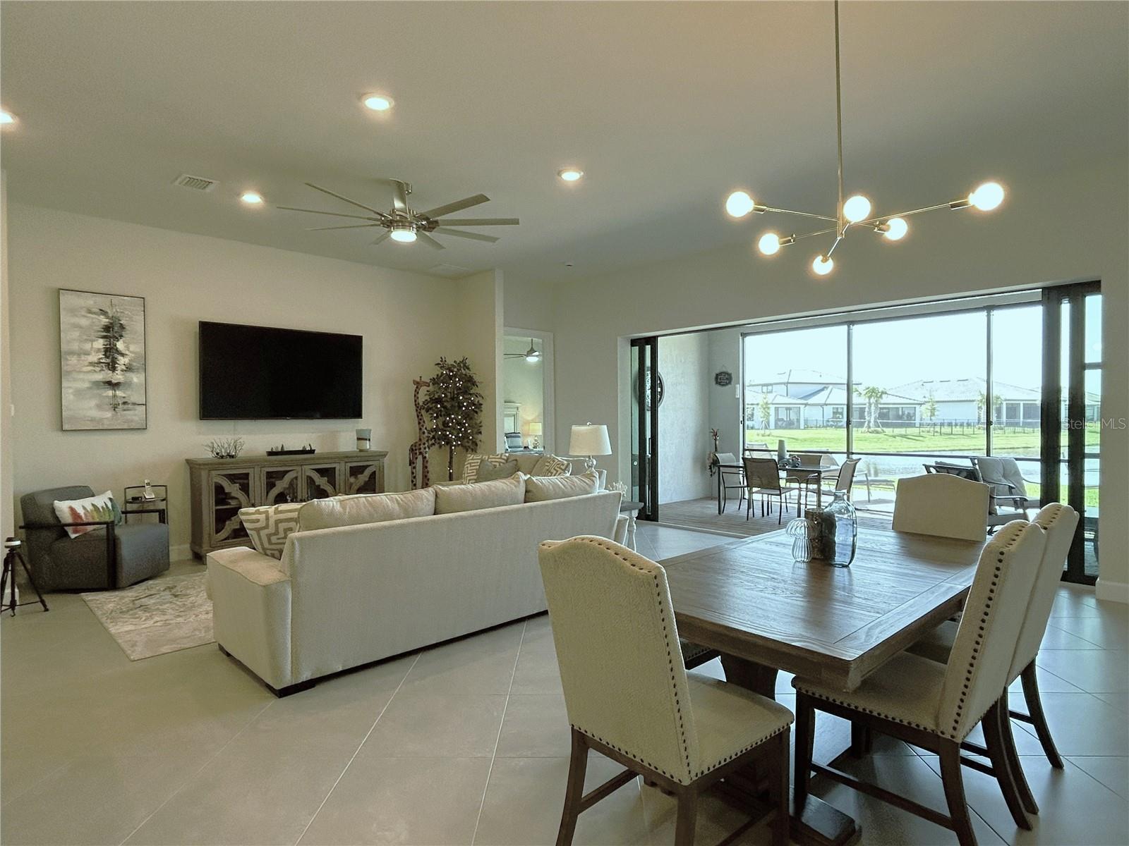 VERANDA GARDENS - Residential