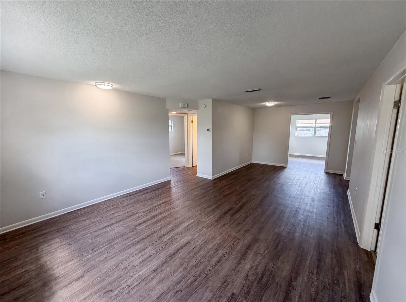 1024 SUNWOOD LANE