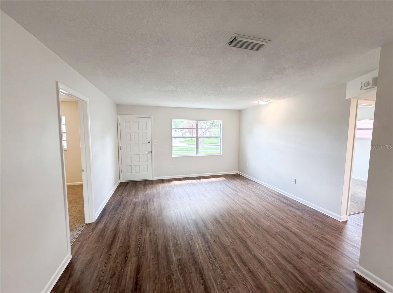 1024 SUNWOOD LANE