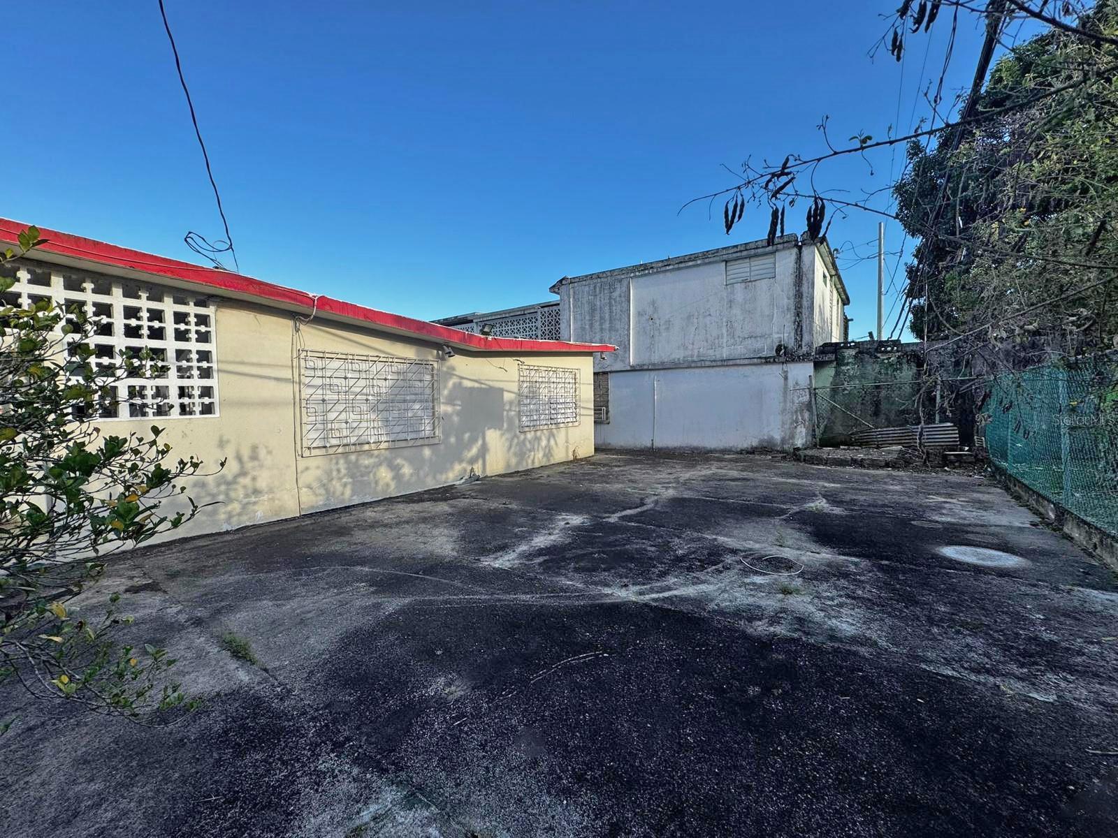 URB. BAYAMÓN GARDENS - Residential