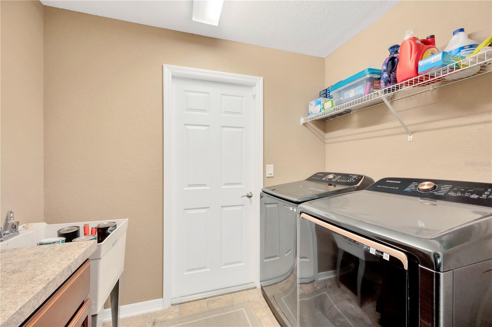 VINEYARD RESERVE - Residential Lease
