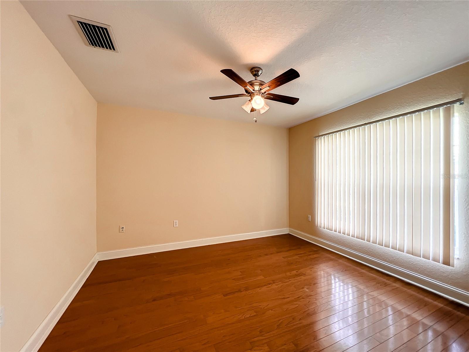 BUFFINGTON ESTATES - Residential Lease