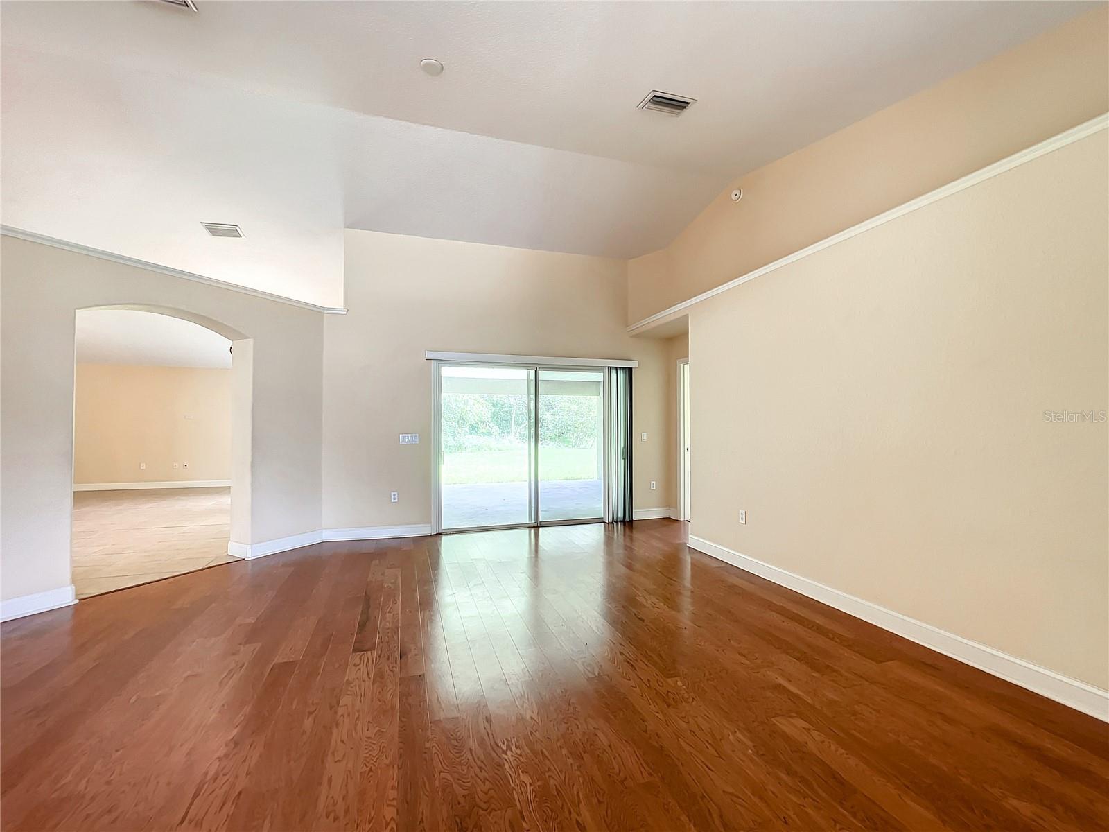 BUFFINGTON ESTATES - Residential Lease
