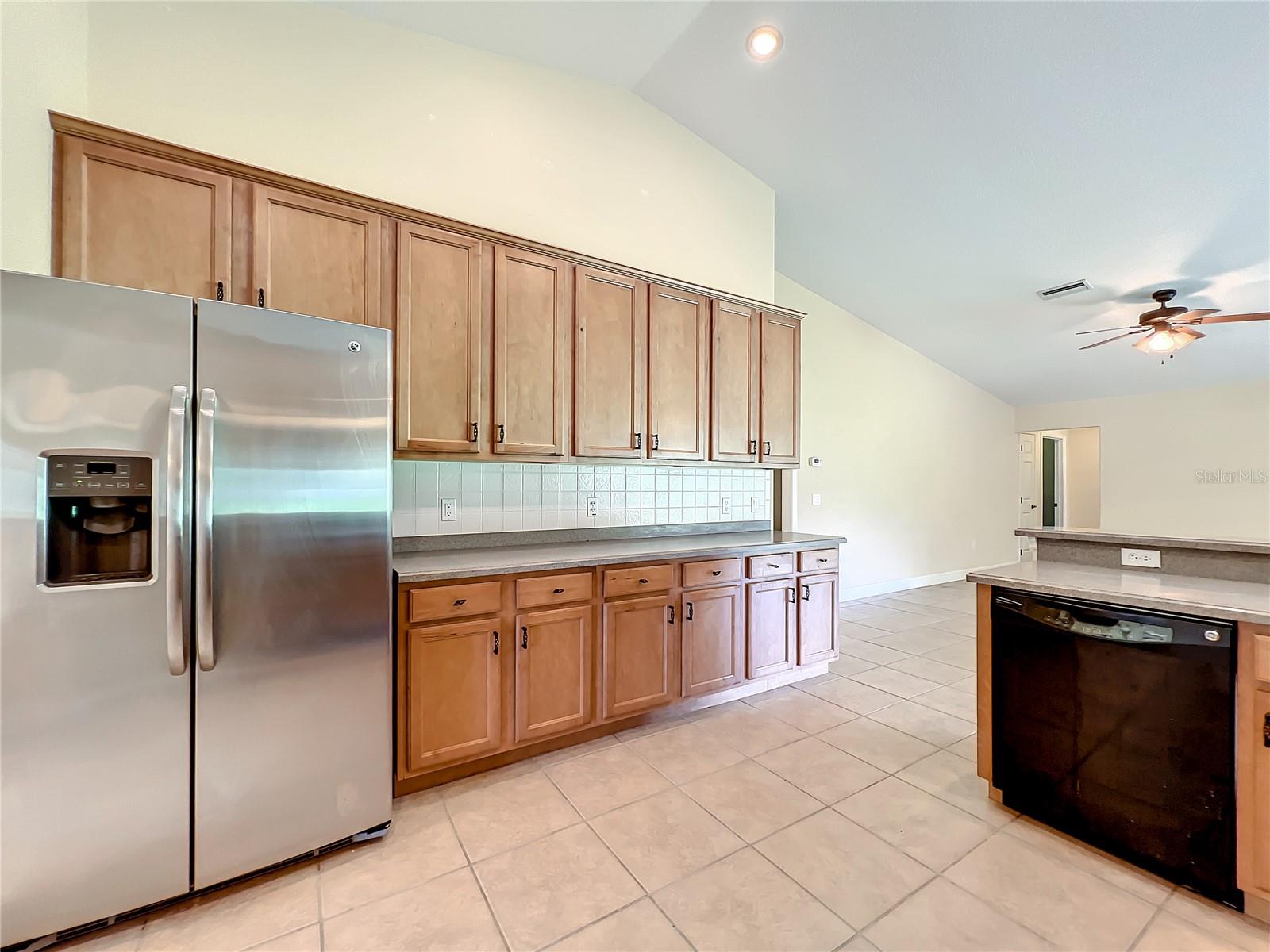 BUFFINGTON ESTATES - Residential Lease