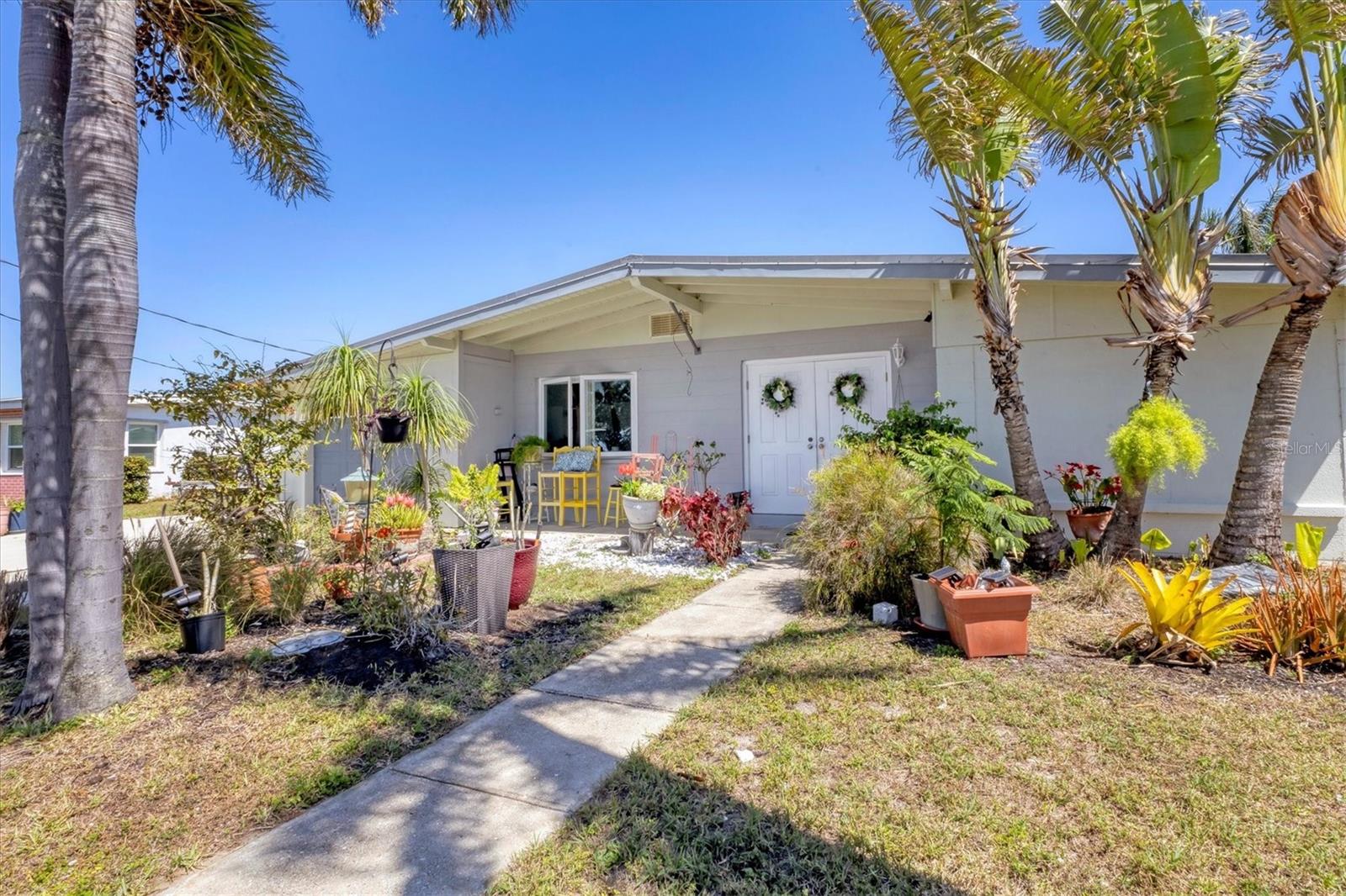 301 PALMETTO DRIVE NE