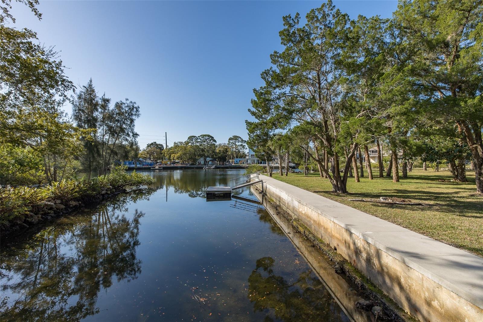 DRIFTWOOD ISLES - Residential