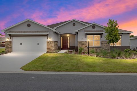 Photo of 10119 SW 106th Circle, Ocala, FL 34481 (MLS # OM709817)