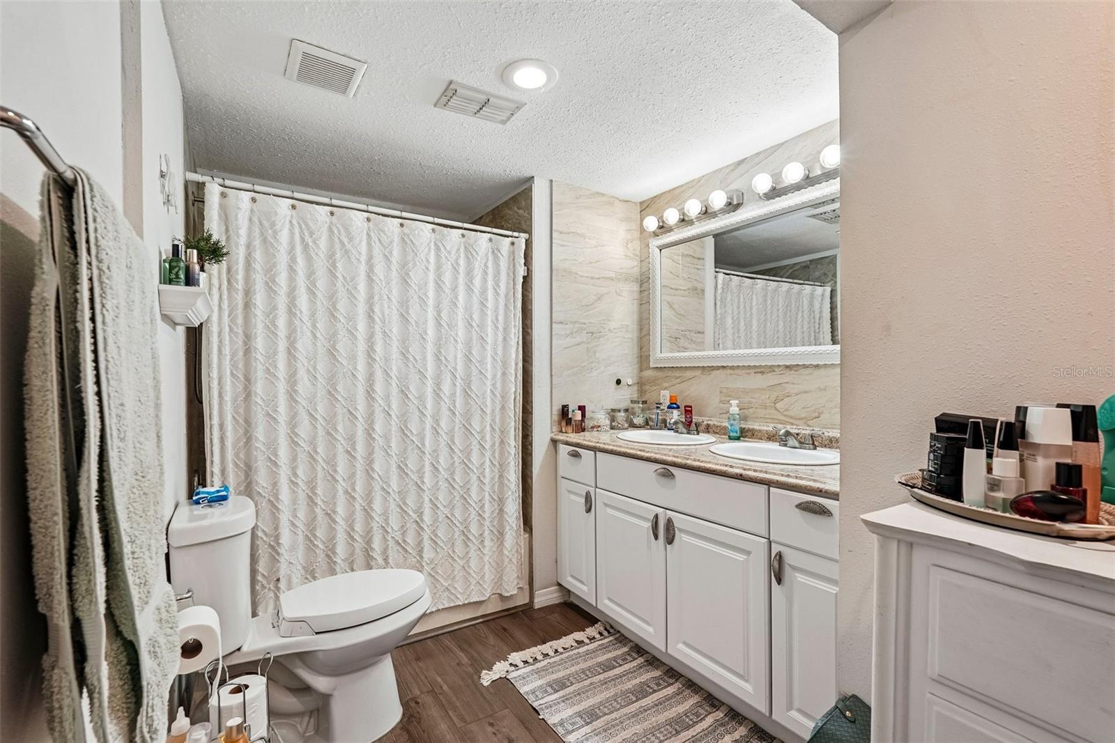 SUNNY LAKES ESTATES - Residential