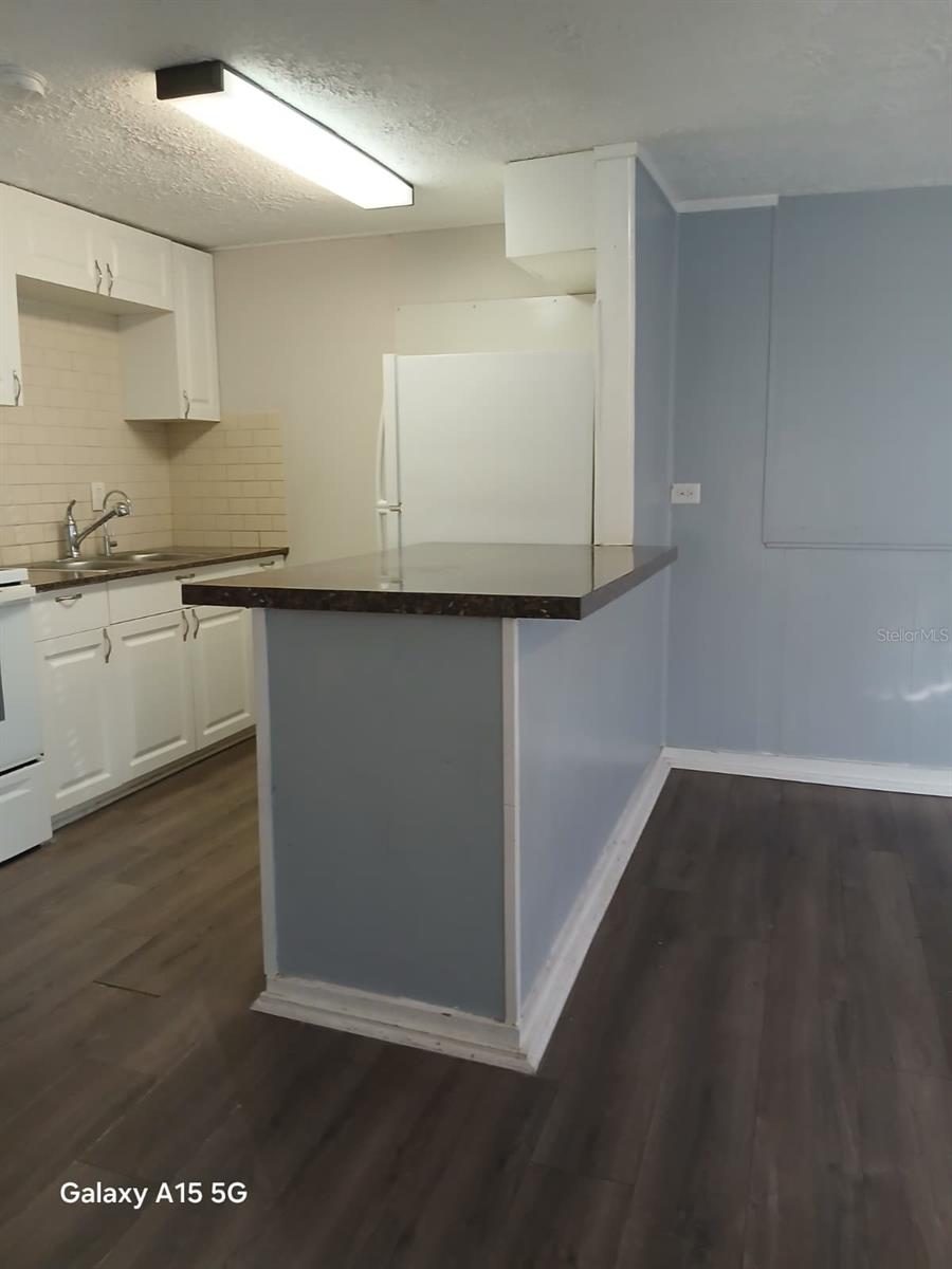 SUNNY LAKES ESTATES - Residential