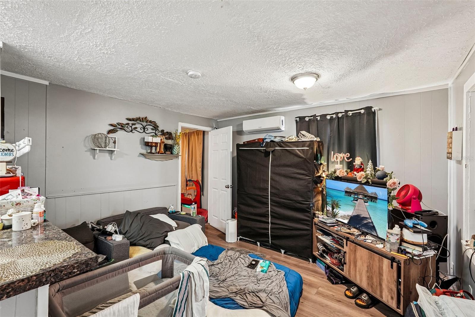 SUNNY LAKES ESTATES - Residential