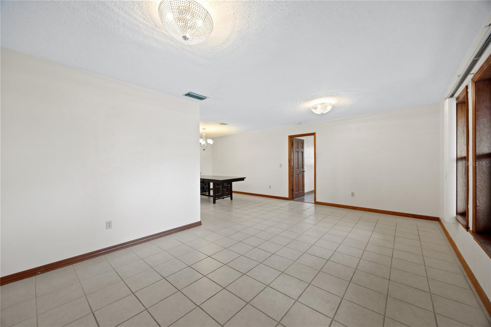 DELTONA LAKES UNIT 07 - Residential