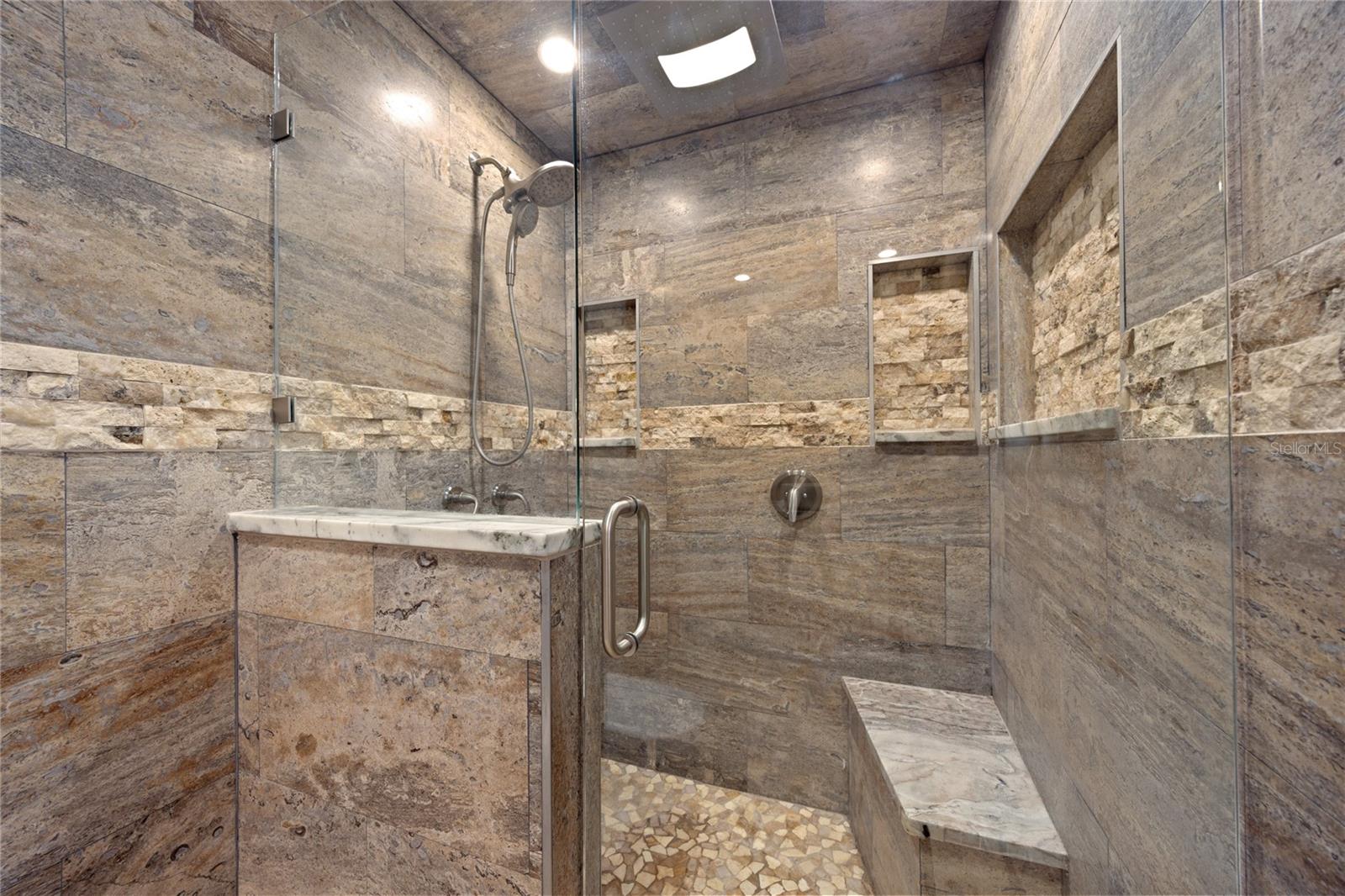 DELTONA LAKES UNIT 07 - Residential